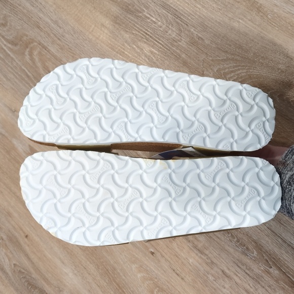 🟡 New In Box Women's Betula Leo leather  Gold Sandals size 41 - Picture 10 of 13